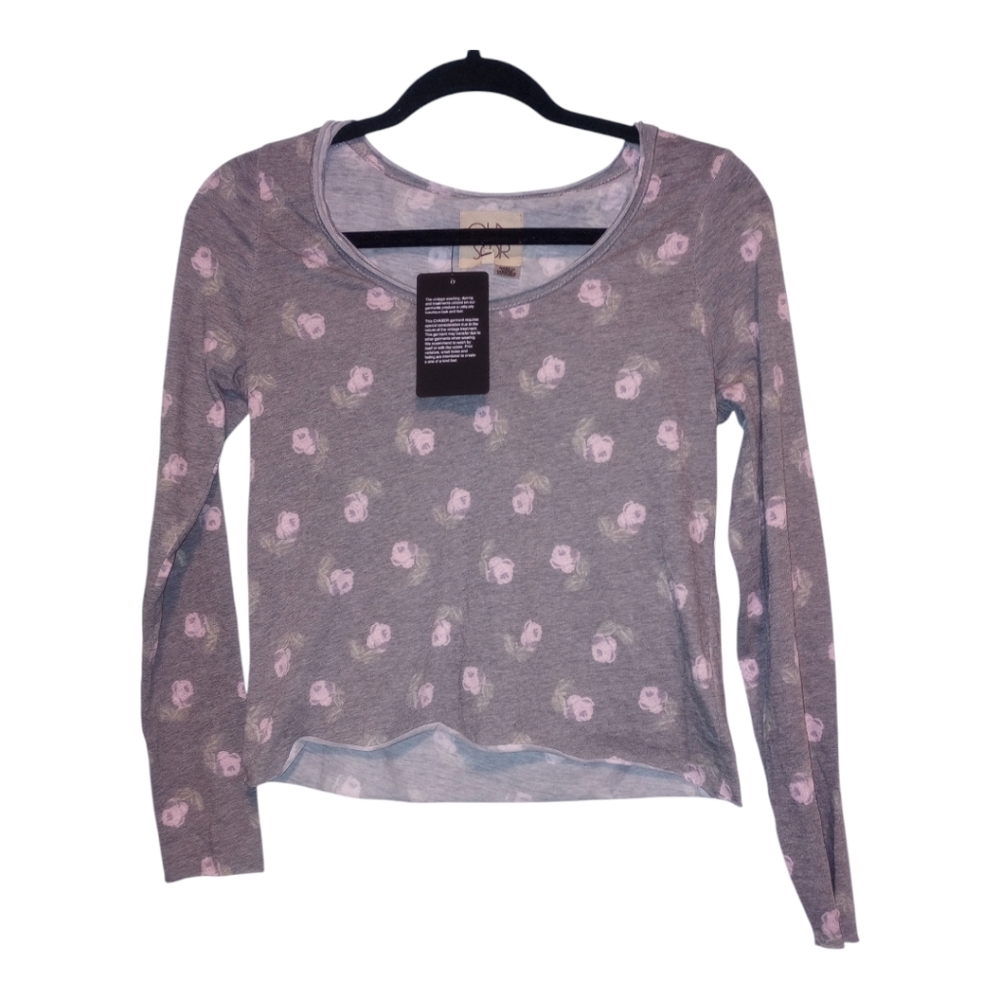 NWT Chaser Gray Rose Shirt Size Small